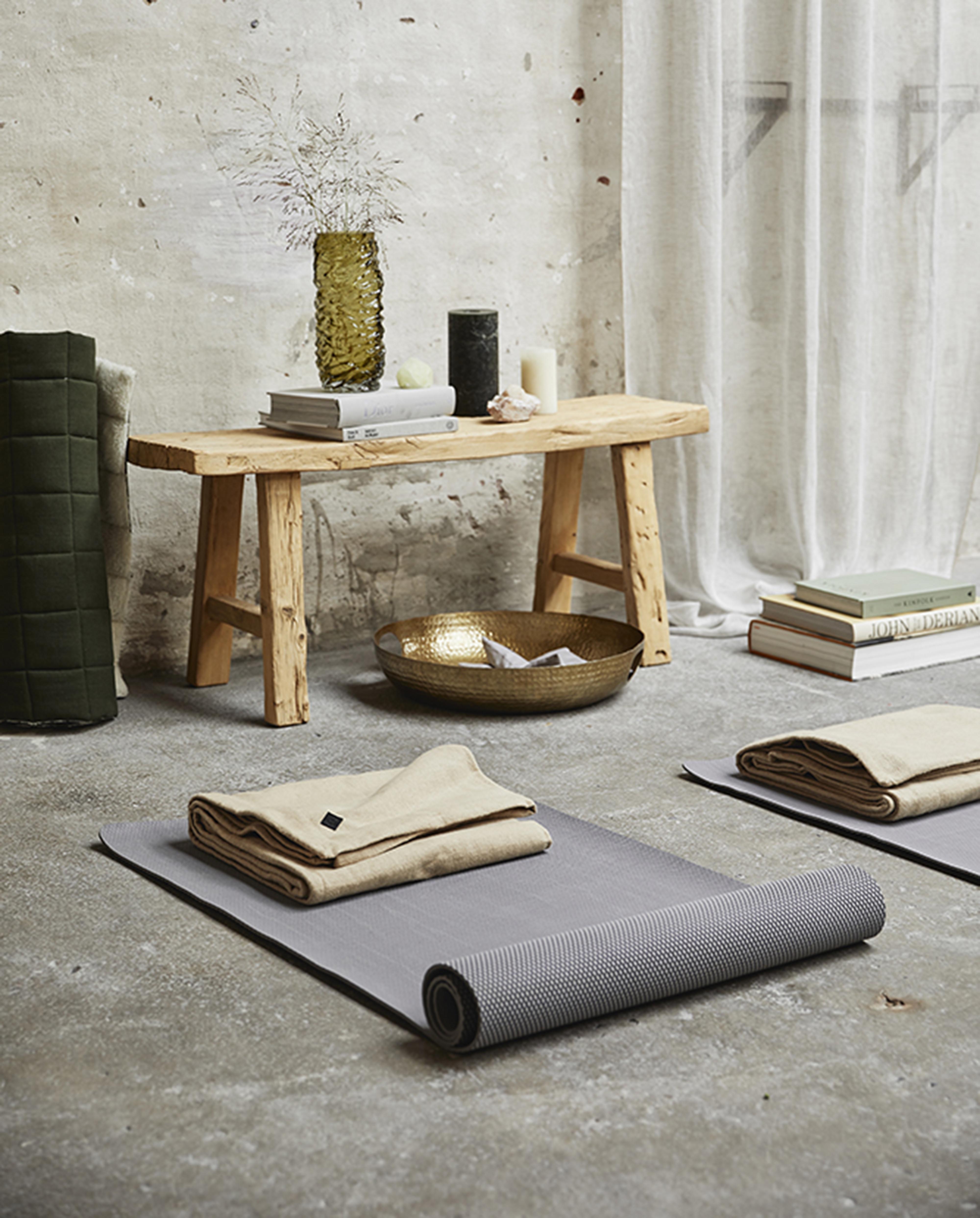 Simple Days yogamåtte i naturgummi, grå - 60x173 cm.
